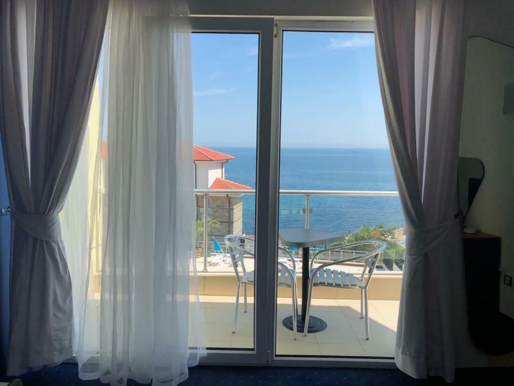 Хотел Аполонис Sozopol Exteriör bild